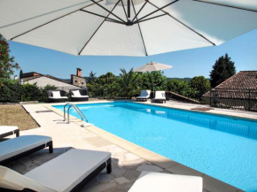Holiday Home Manon - FEN205